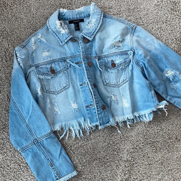 Forever 21 Jackets & Blazers - crop light denim jacket